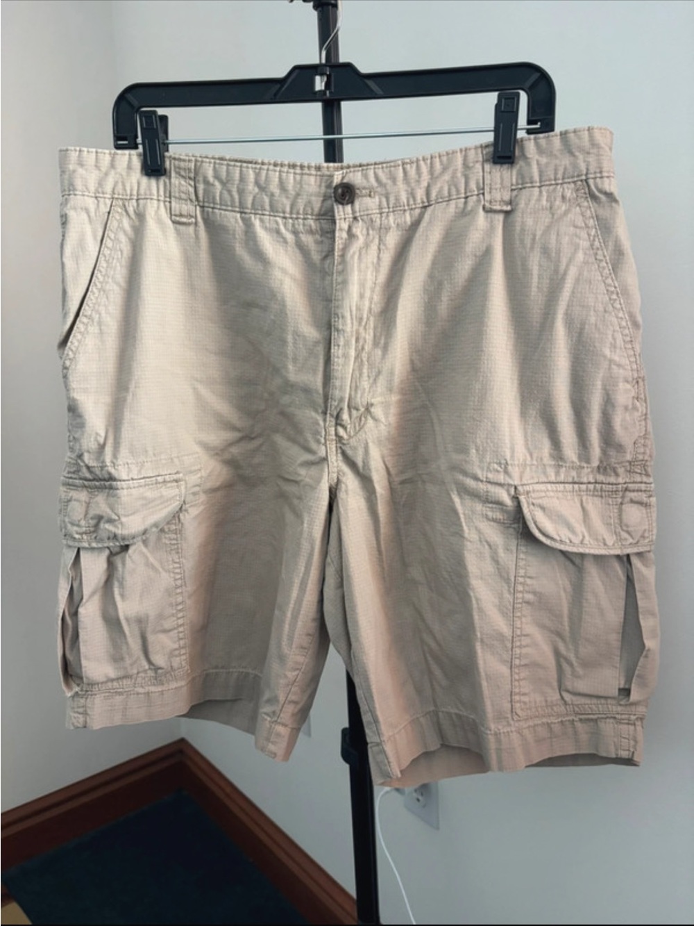 Chaps Men's Khaki Cargo Shorts